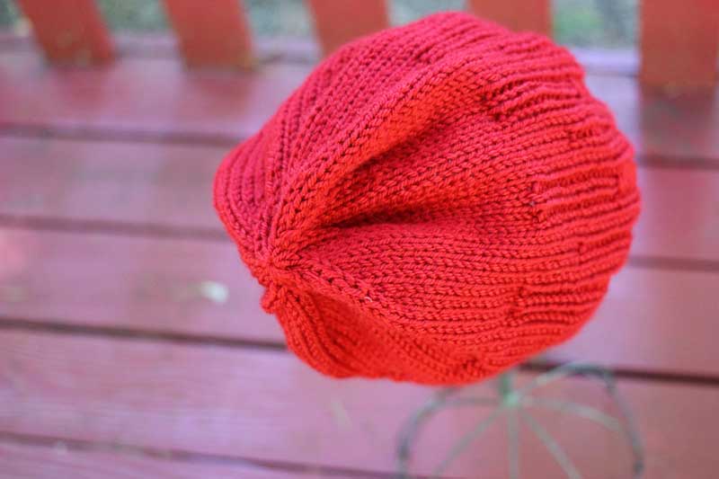 beanie in red
